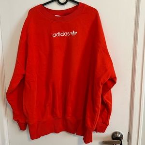 Blood orange adidas crewneck with logo front center